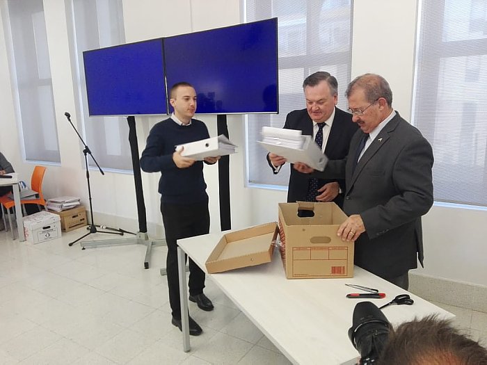 Ceres no tuvo ofertas para el Parque Fotovoltaico y estalló el conflicto político