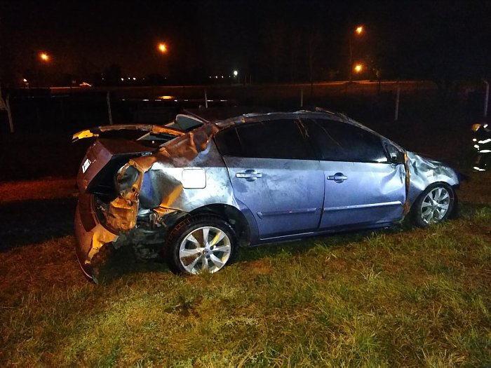 Joven de Brinkmann lesionado al accidentarse con su auto
