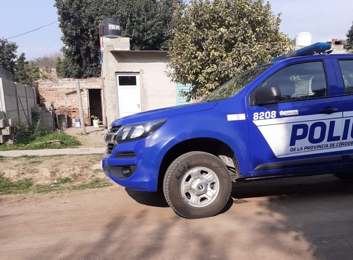 Investigan un robo de cubiertas en La Paquita