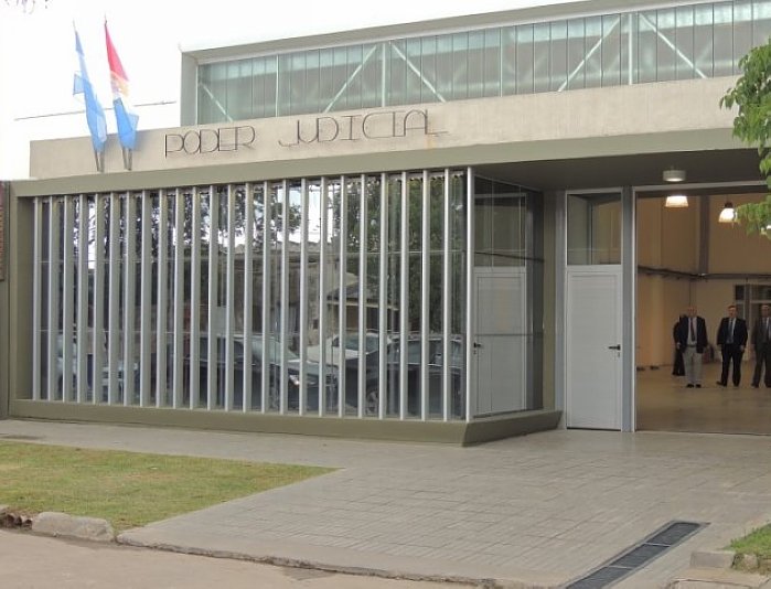 Comenzó el juicio por el crimen de Roberto Oviedo