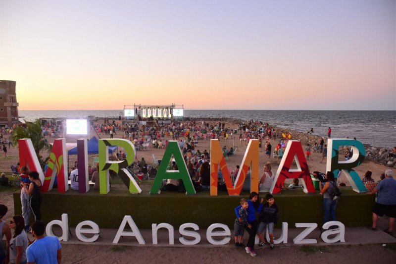 No permitieron ingresar turistas a Miramar de Ansenuza