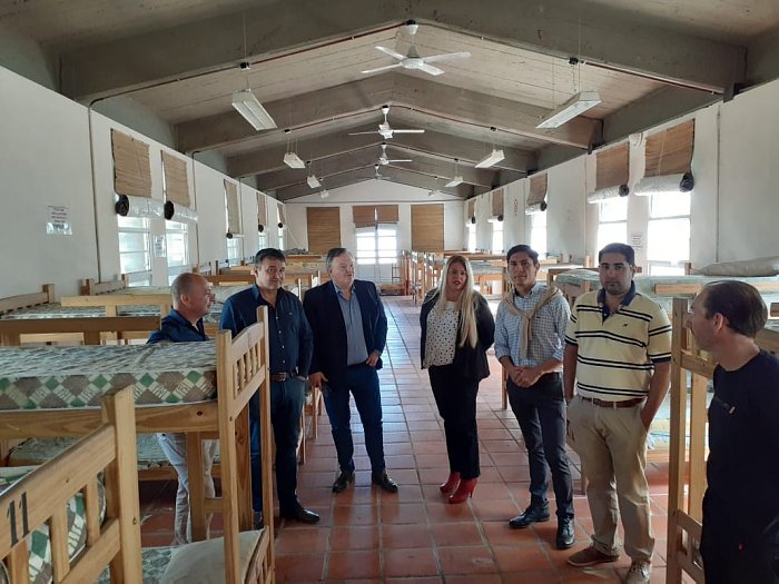 Ceres: Michlig entregó aportes y recorrió el centro de aislamiento