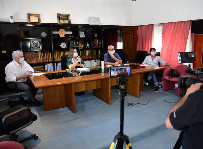 Morteros: El municipio entregó ayuda a trabajadores de la construcción