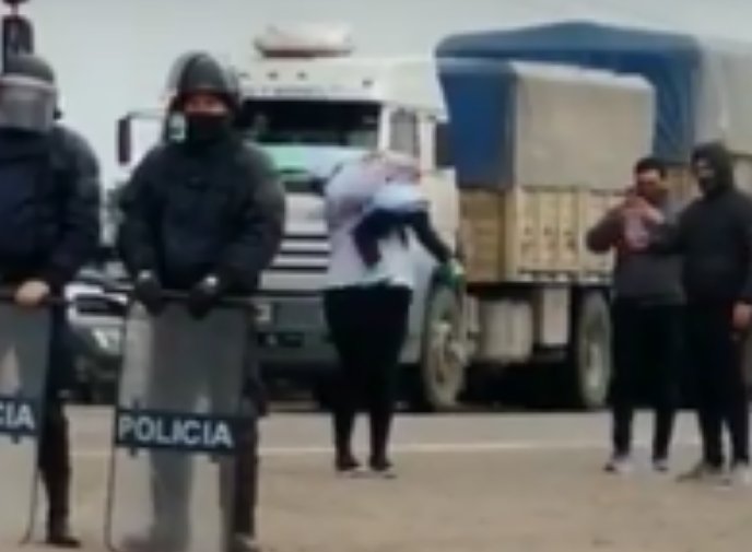 Un niño se reencontró con su mamá luego de no poder volver a Selva