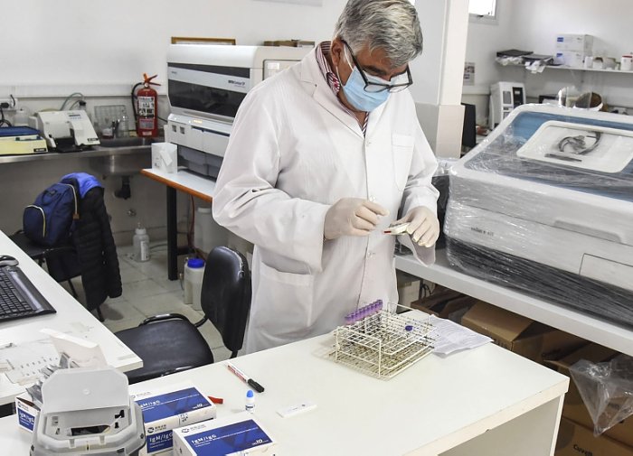 Los casos de coronavirus siguen aumentando en toda la región