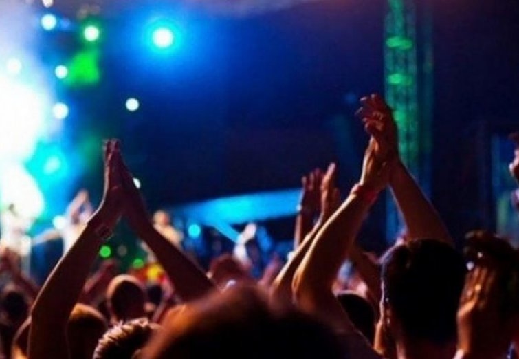 Desarticulan fiesta clandestina con más de 100 jóvenes en Miramar