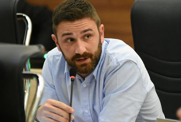 Estévez dijo que la Ley de Lemas distorsiona la voluntad del votante