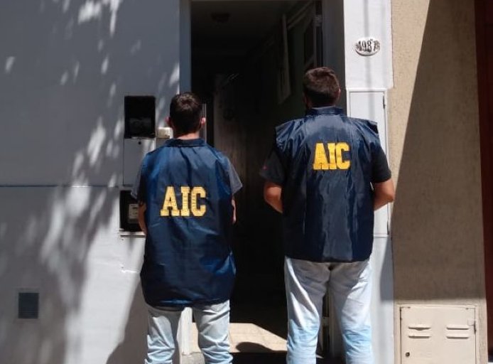 Incautaron armas y marihuana en viviendas de Moisés Ville