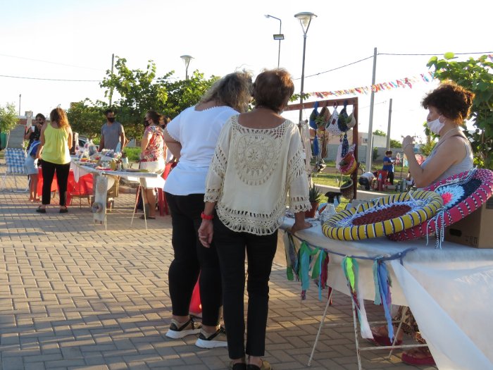 Suardi festejó el Día de la Mujer con una muestra de emprendedoras