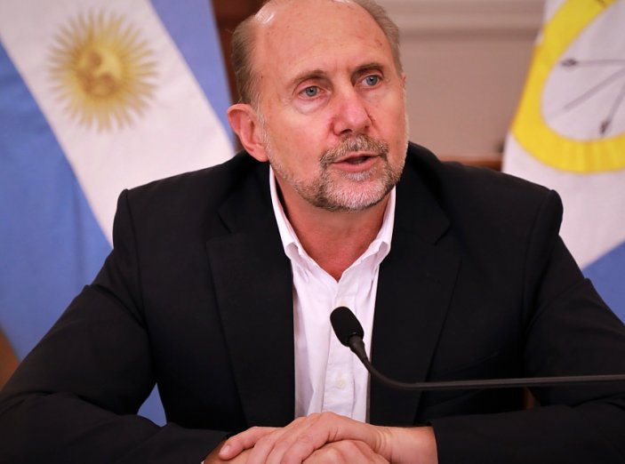 Perotti envió el proyecto de ley para extender los mandatos comunales