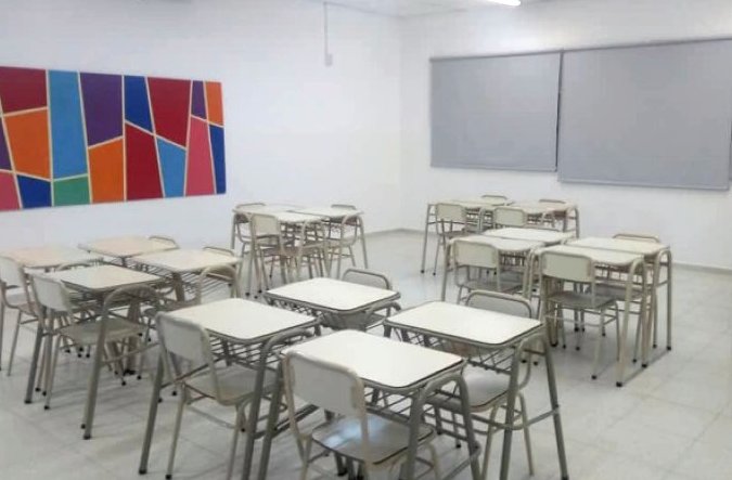 AMSAFE pide cerrar las escuelas en localidades con fuerte aumento de contagios