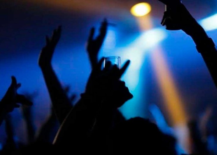 La Rubia: Hicieron un cumpleaños de 15 y tenían coronavirus