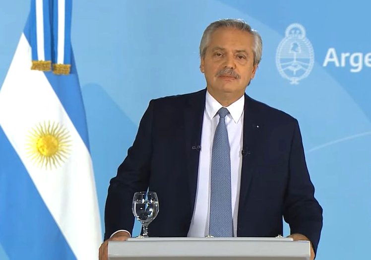 Fernández anunció fuertes restricciones por 9 días