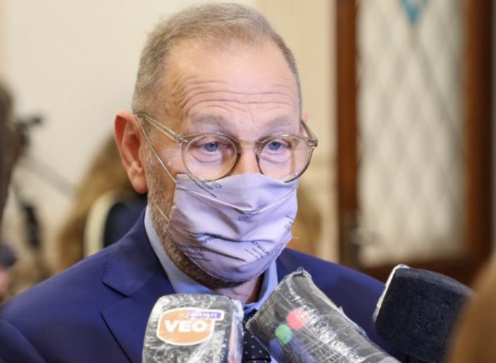Corach dijo que la mayoría de los santafesinos entendió que hay que cuidarse