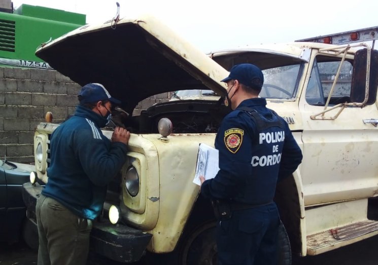 Operativos de control en talleres mecánicos del departamento San Justo