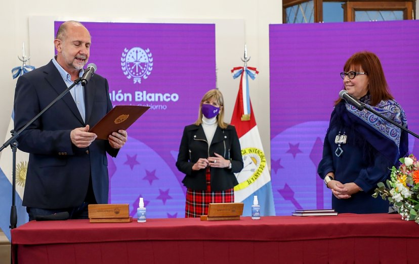 Perotti tomó juramento a la nueva ministra de Igualdad, Género y Diversidad