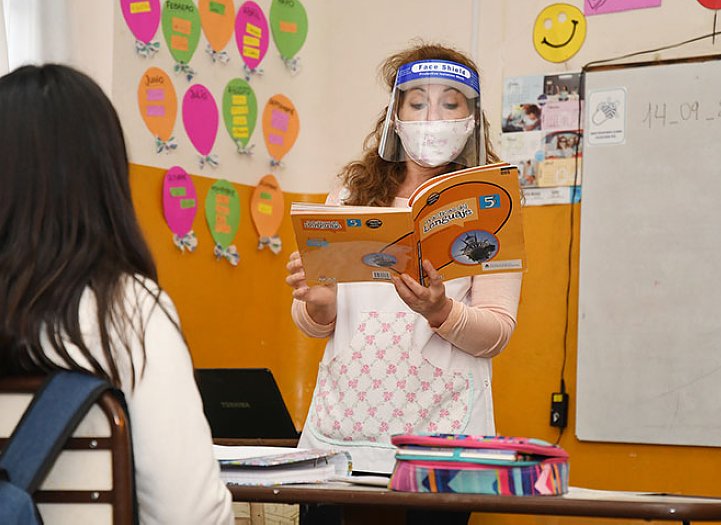 Monteverde dijo que los docentes no quieren perder contra la inflación