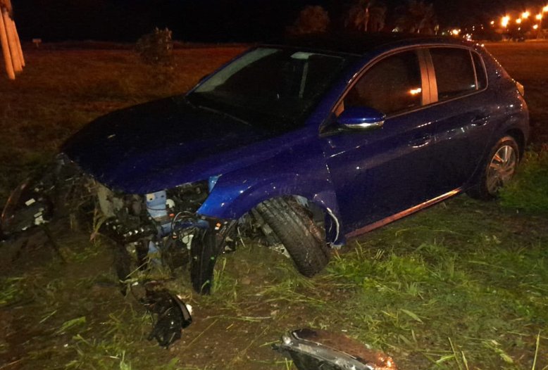 Joven se accidentó en la rotonda de San Guillermo