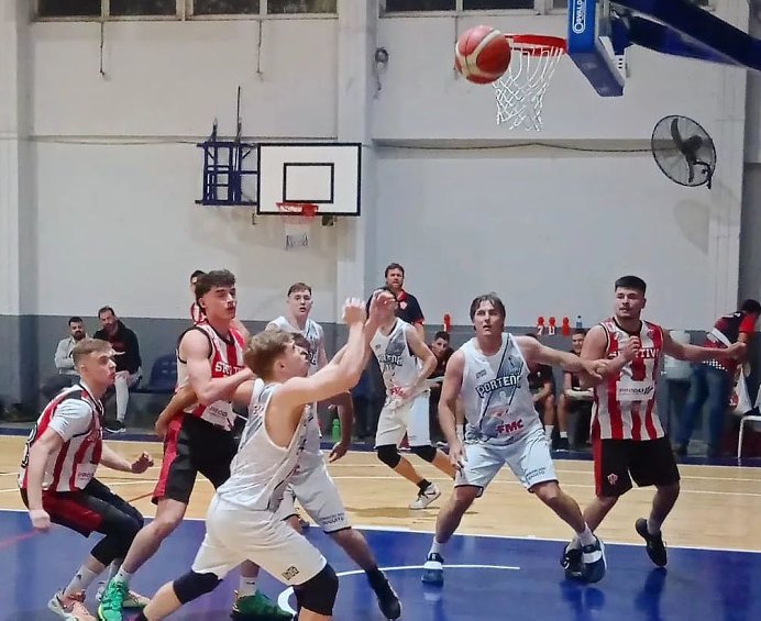 Sportivo Suardi ganó en Porteña y volvió a la punta