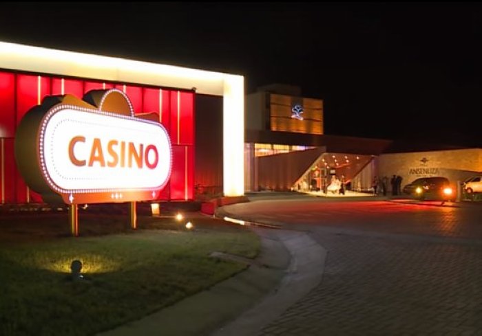Detuvieron a una pareja por robar en el casino de Miramar