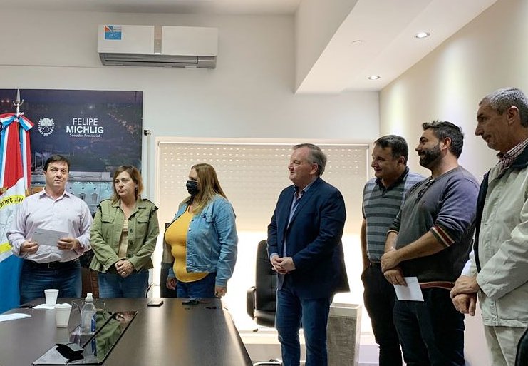 Michlig entregó aportes a instituciones de San Cristóbal y Moisés Ville