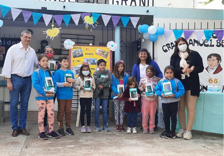 Escuela Manuel Belgrano de Col. Milessi festejó sus 65 años
