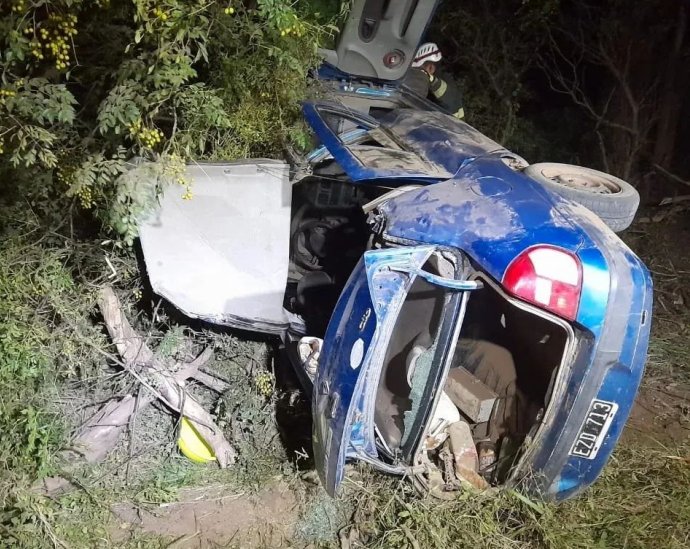 Automovilista lesionado al accidentarse en Colonia San Pedro