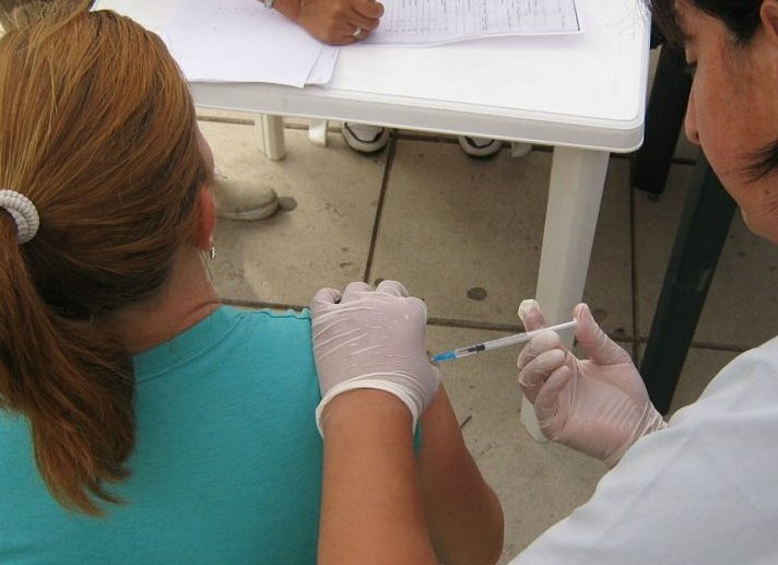 Comenzó la vacunación antigripal para los afiliados al IAPOS