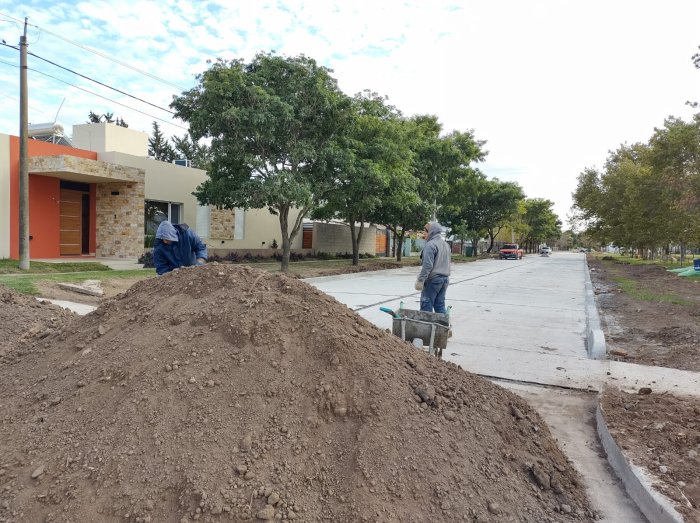 Brinkmann: El Intendente Tévez recorrió obras públicas 