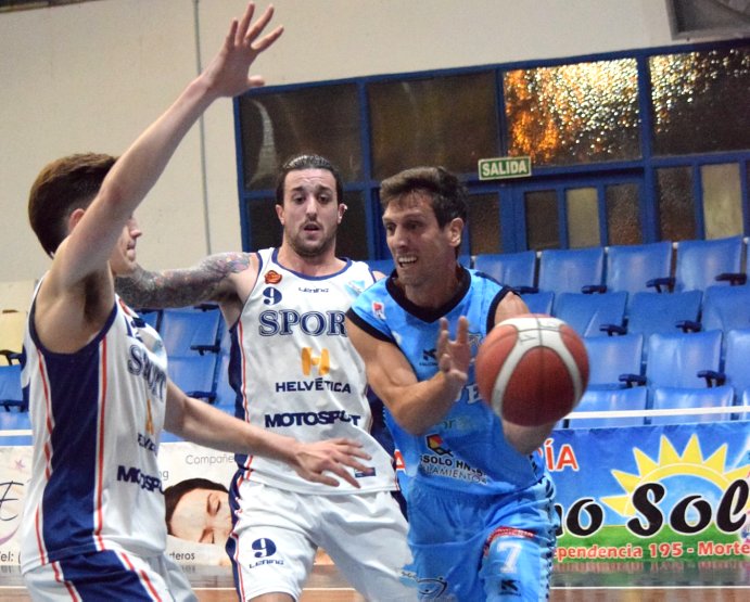 Federal: 9 de Morteros comenzó mal los play offs