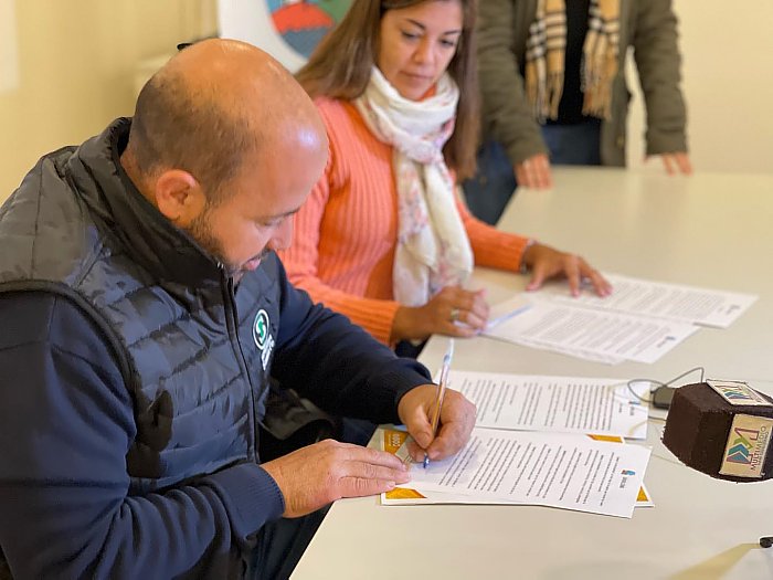San Guillermo: El club Unión y el municipio firmaron convenio para organizar los carnavales 2023