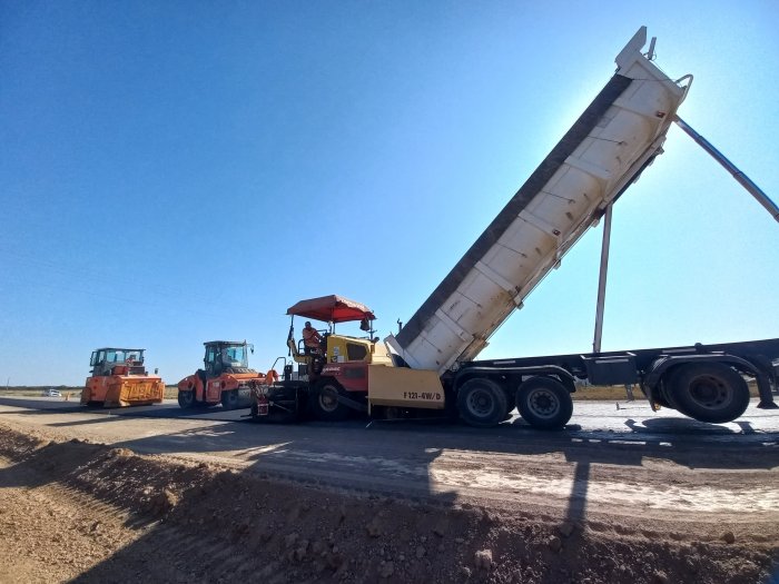 Sigue avanzando la pavimentación de la ruta 39