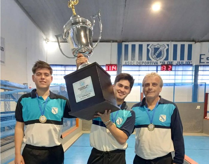 Deportivo y Social Sinsacate ganó el torneo por tríos de 9 de Morteros