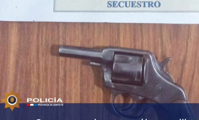 Policía de San Guillermo secuestró un revólver