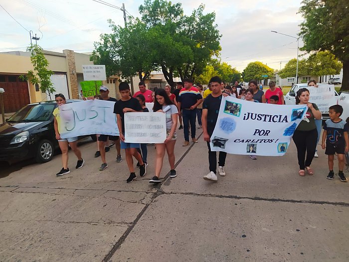 Suardi: Marcharon pidiendo justicia por Carlos Coletti