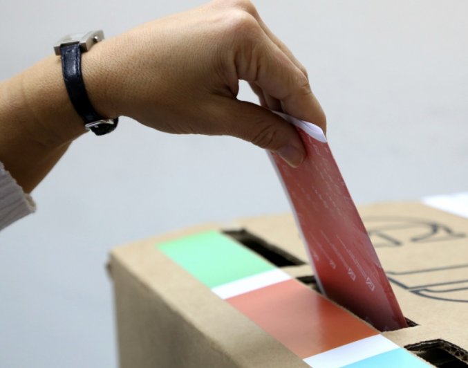 La oposición le pide a Perotti que defina el cronograma electoral