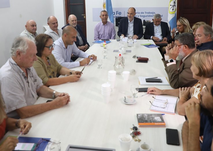 La provincia formuló una nueva oferta integral a los profesionales de la salud