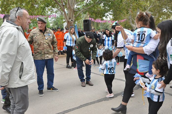 Acto por Malvinas en la ciudad de Brinkmann