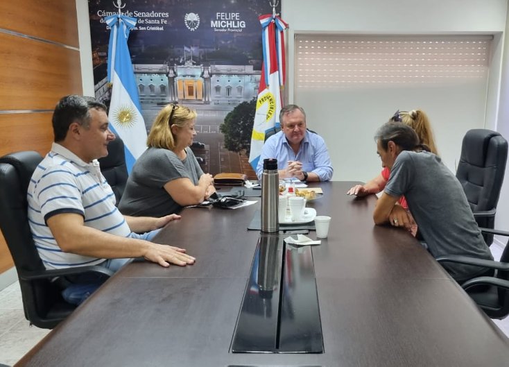 Michlig entregó más aportes a instituciones de San Cristóbal y Arrufó