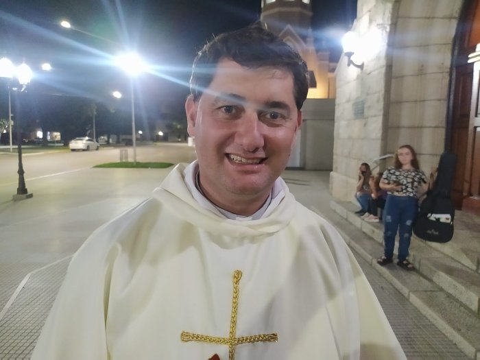 El Padre Canalis valoró el retorno de mucha gente a Jesús