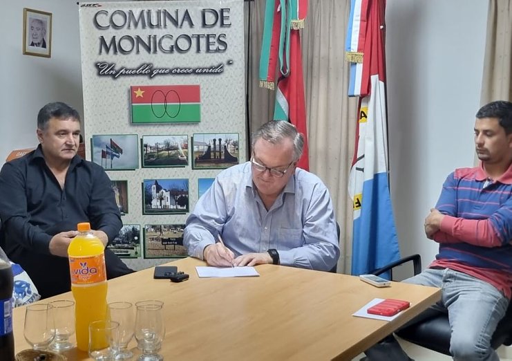 Michlig y González visitaron Monigotes y Col. Bossi