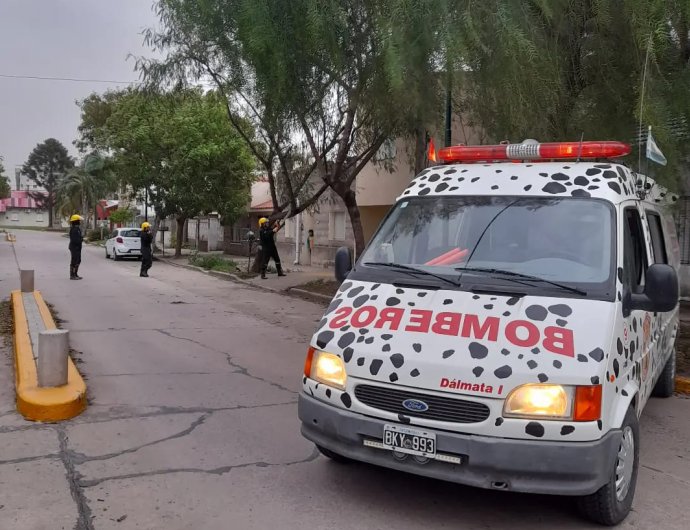 Arboles caídos por el fuerte viento en Morteros