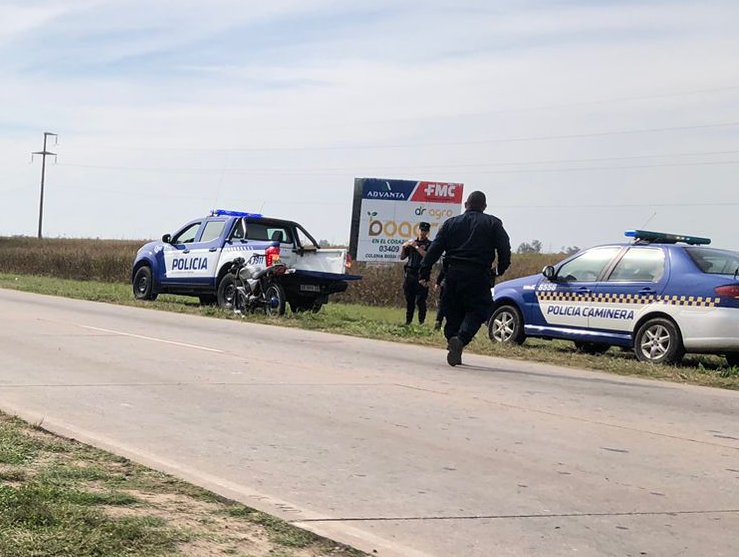 Morteros: Motociclista sufrió lesiones graves al chocar un camión