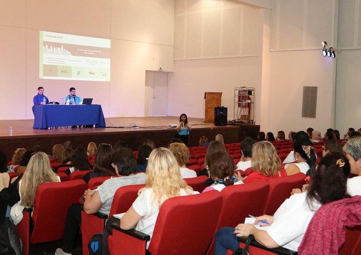 Se desarrolló en Rafaela una jornada de formación docente para la educación vial