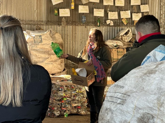 San Guillermo Alumnos secundarios visitaron la planta de reciclaje