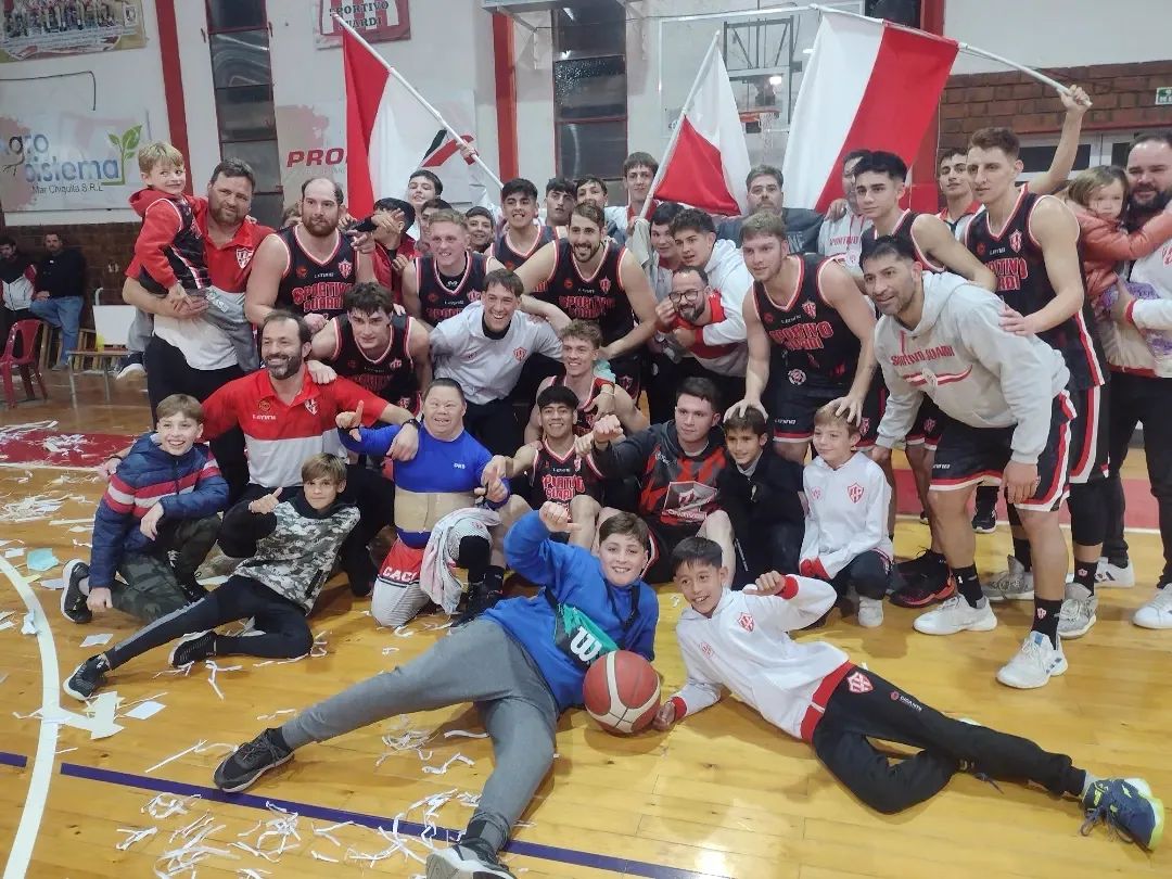 Sportivo logró una victoria histórica y jugará por el ascenso