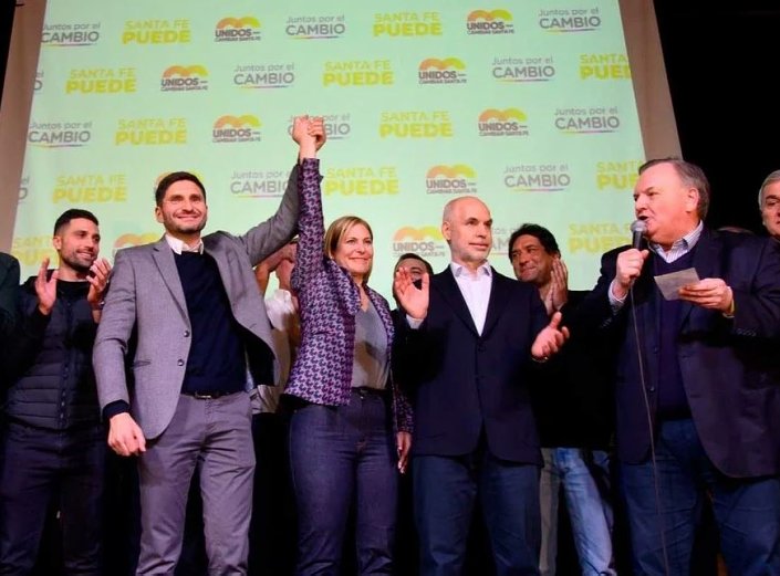 Pullaro llega a San Cristóbal como candidato a gobernador