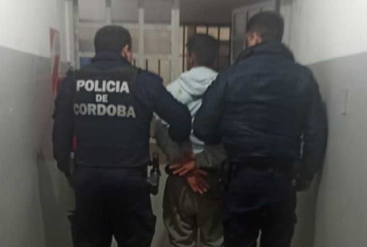 Joven detenido por agredir a su pareja en Morteros