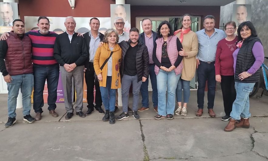 Michlig y González acompañaron en gira departamental a precandidatos a diputados