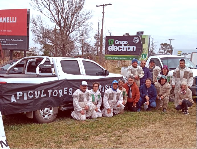Nueva protesta de apicultores por el bajo precio de la miel